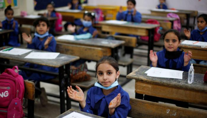 التربية : ارتفاع عدد المدارس التي تحولت بالكامل للتعلم عن بعد