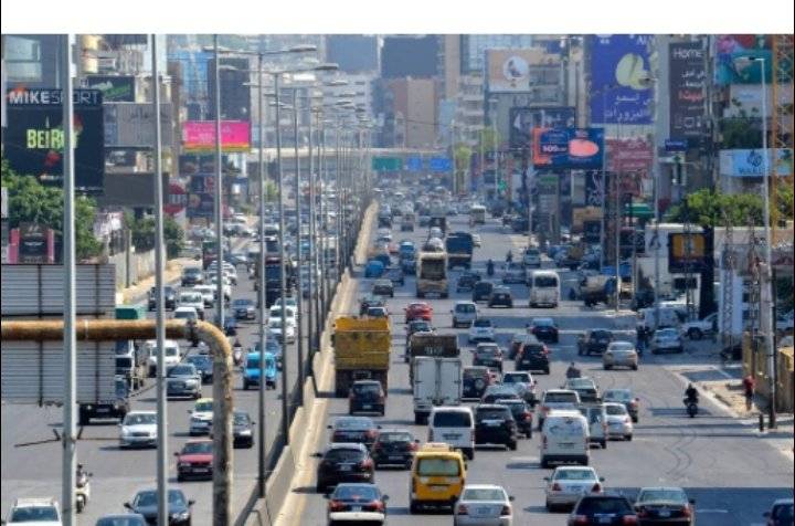 حركة نشطة تشهدها الأسواق في “الجمعة البيضاء”