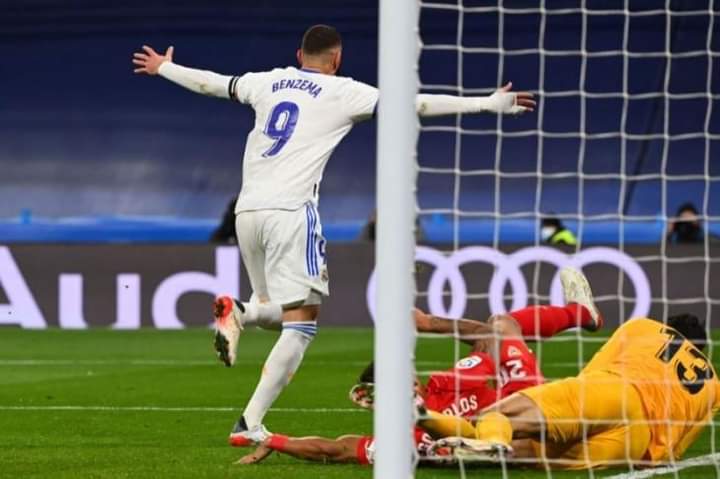 صاروخية فينيسيوس تقود ريال مدريد لإسقاط إشبيلية بالقاضية في الوقت القاتل