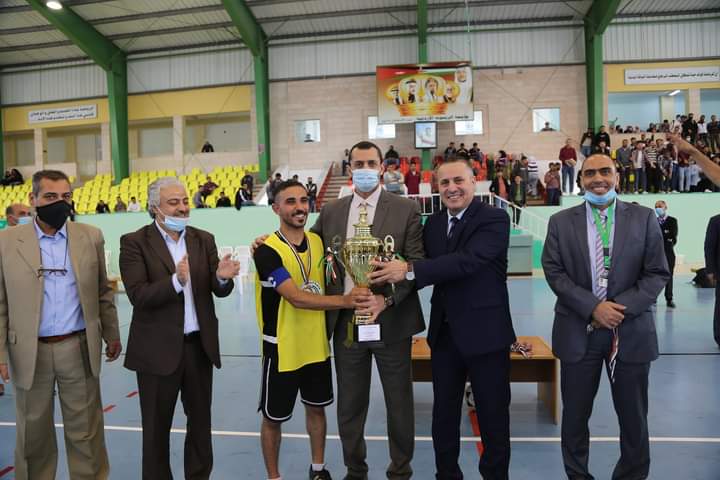 كلية العلوم والتكنولوجيا المعلومات تظفر ببطولة كليات جامعة الزيتونة الأردنية