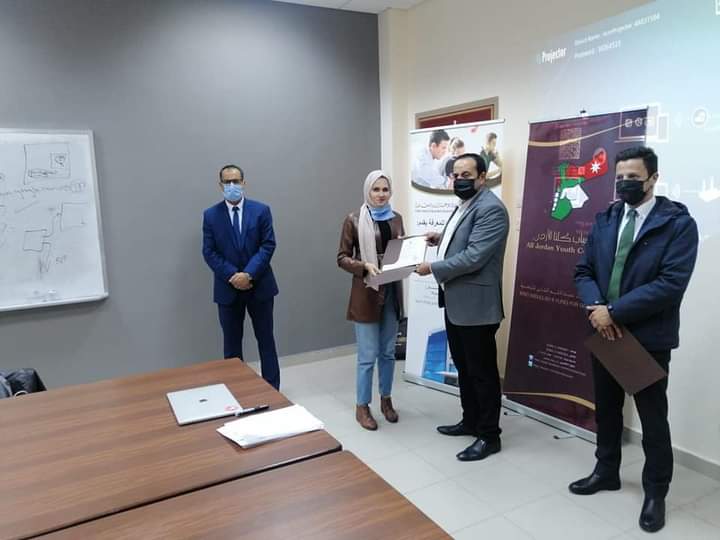 اختتام ورشة مركز الريادة والإبتكار التدريبية في جامعة ال البيت _صور