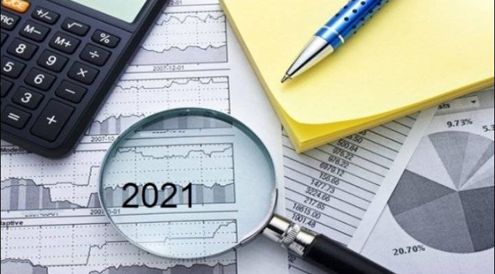 مثقلة بالعجز وتحت رحمة الديون.. خبراء يدقون ناقوس الخطر بشأن موازنة 2022