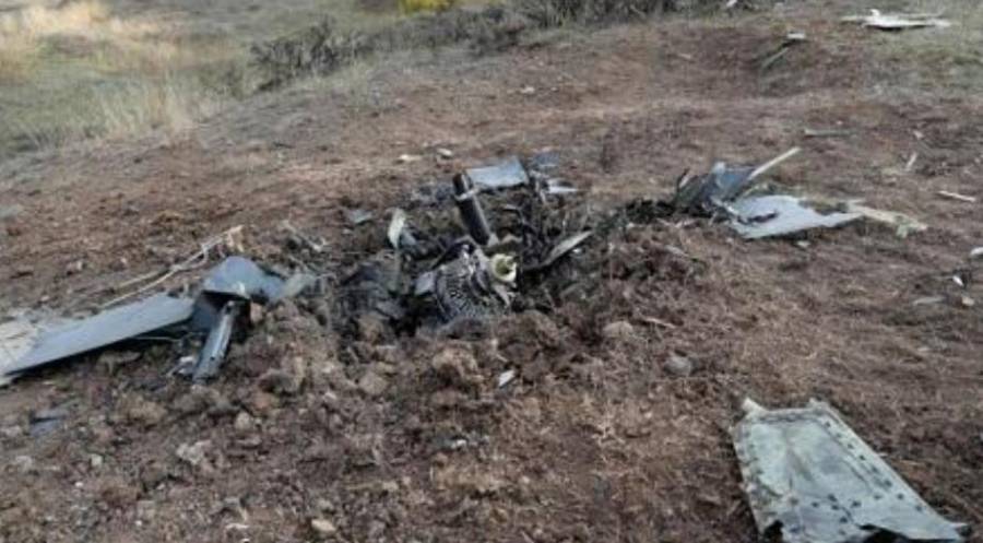 تحطم طائرة إيرانية في ظروف لم تتضح ملابساتها بعد...