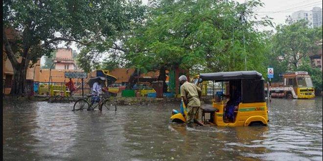 إجلاء نحو 55 ألف شخص وإلغاء رحلات في الهند جراء عاصفة