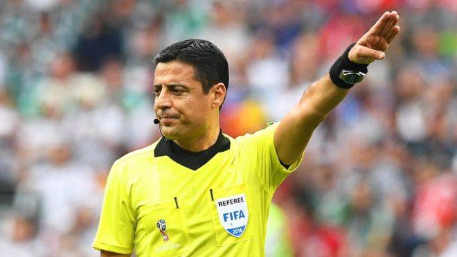 “إيراني” يُدير لقاء الأردن وفلسطين في كأس العرب