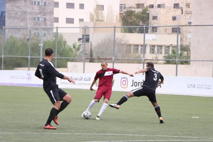 (أمن الملاعب) و (اقليم العاصمة) يتأهلان الى الدور نصف النهائي من بطولة الأمن العام السنوية لكرة القدم .