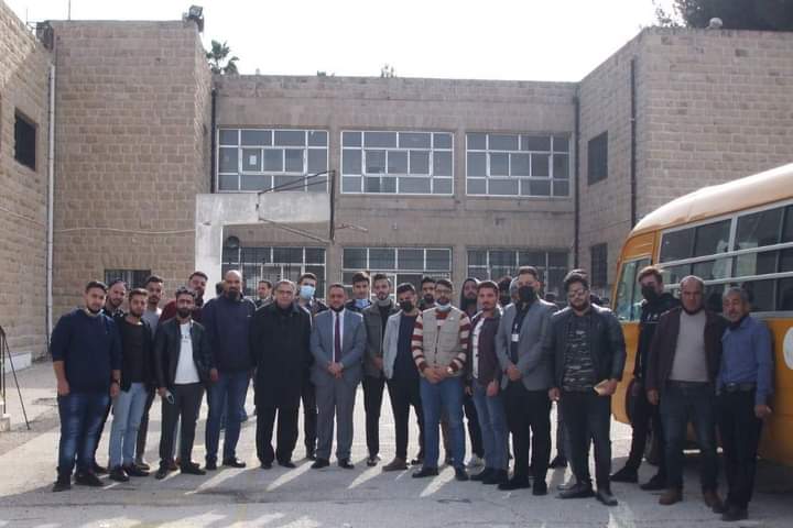 جامعة إربد الأهلية تشارك بلدية إربد الكبرى بمبادرة طلابية تطوعية مجتمعية