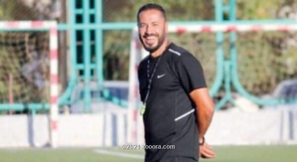 الفيصلي  يجدد عقد الحديد