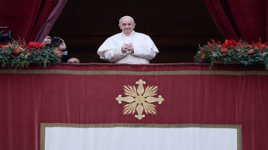 البابا فرانسيس يدعو إلى الحوار وسط النزعة إلى الانكفاء على الذات خلال كورونا