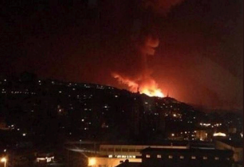 حرائق في حاويات مرفأ اللاذقية إثر هجوم إسرائيلي