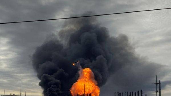 اندلاع حريق بقاعدة عسكرية جنوبي العراق