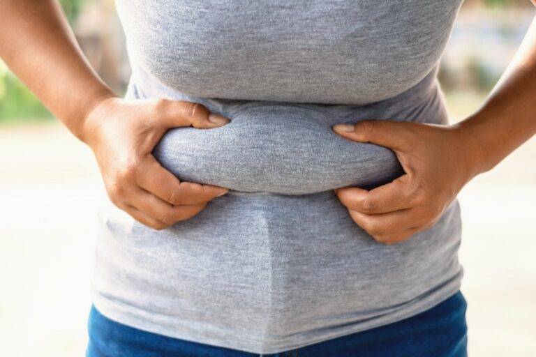 للتخلص من دهون البطن بسهولة.. جرب الطرق التالية