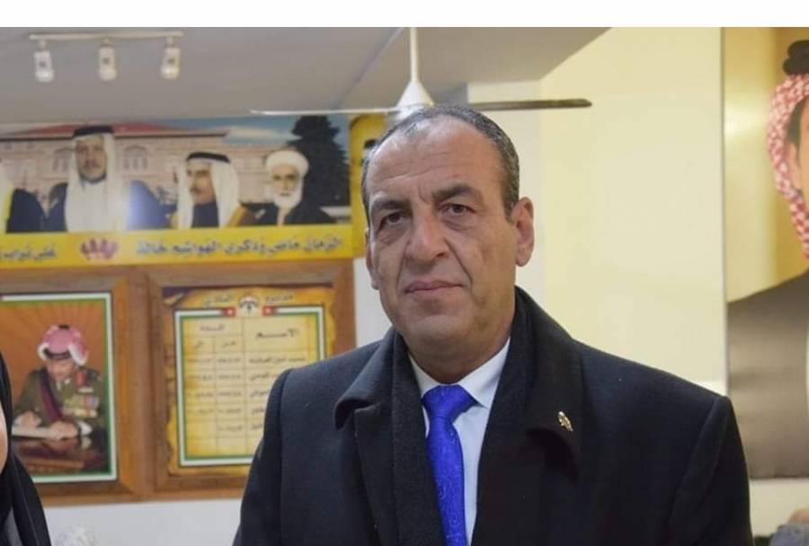 تكريم  الأديب  العلاونة أفضل شخصية أدبية في الوطن العربي  لعام 2021