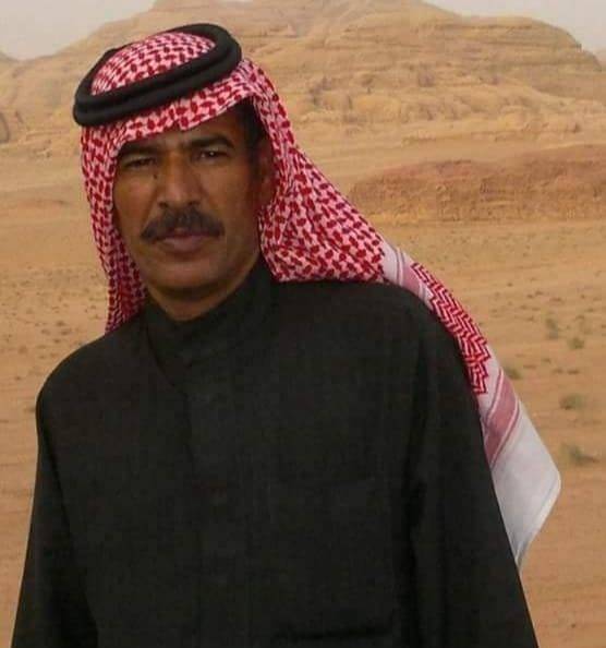 الصخري يكتب ياليت    حظي   يستند    يوم  مره...وقابل   ابو حسين   وشكي  له الحال