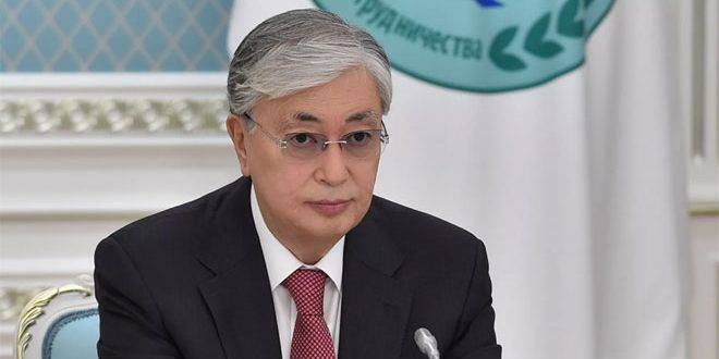 الرئيس الكازاخستاني يقبل استقالة الحكومة