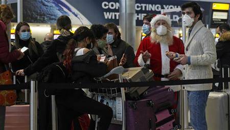 بريطانيا تعلن إلغاء فحص PCR قبل مغادرة المسافرين