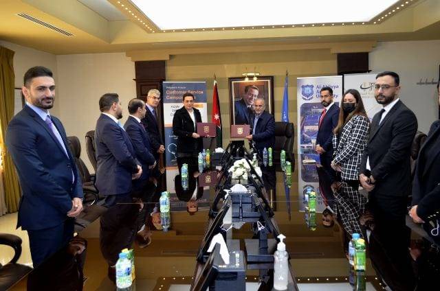 عمان الأهلية وشركة أمازون العالمية  توقعان إتفاقية لتوظيف خريجي الجامعة