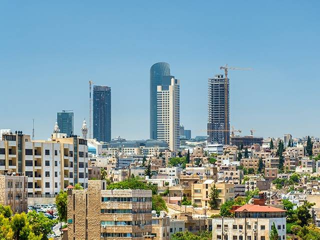 حركة بيع العقارات في 2021 تمركزت في عمان والزرقاء بنسبة ارتفاع 32