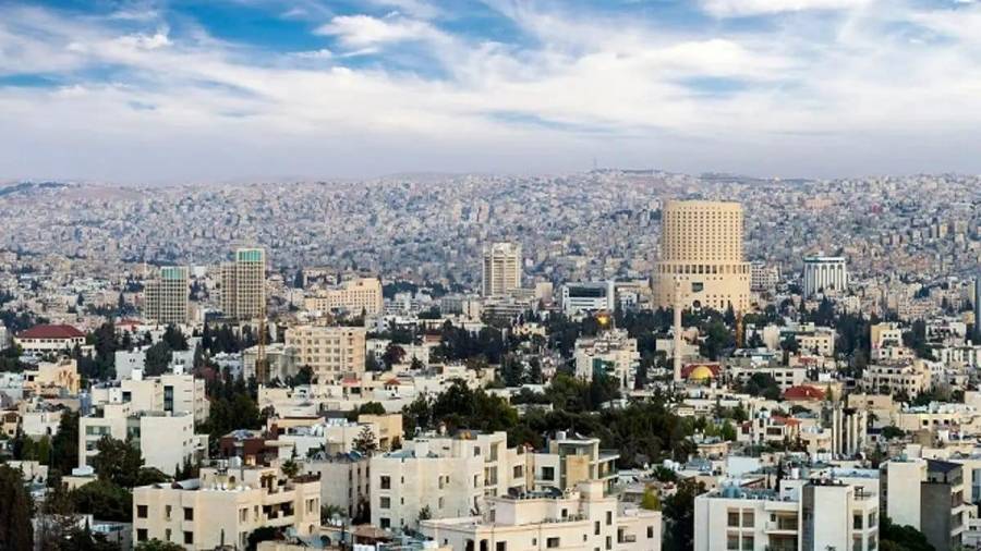 حركة بيع العقارات في 2021 تمركزت في عمان والزرقاء بنسبة ارتفاع 32