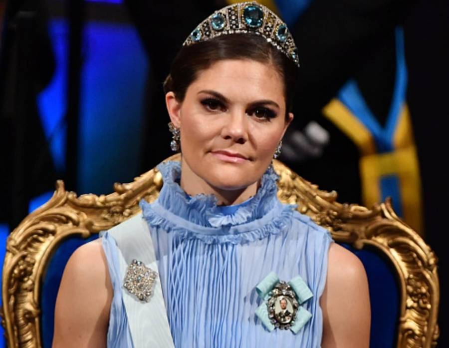 البلاط الملكي السويدي إصابة الأميرة فيكتوريا بفيروس كورونا