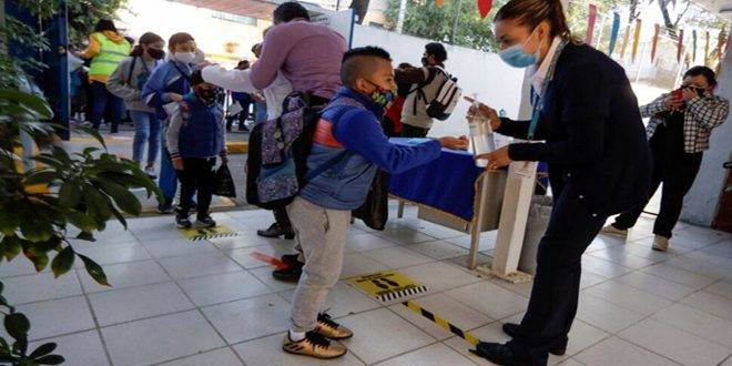 إغلاق المدارس مجدداً في بعض ولايات المكسيك جراء كورونا