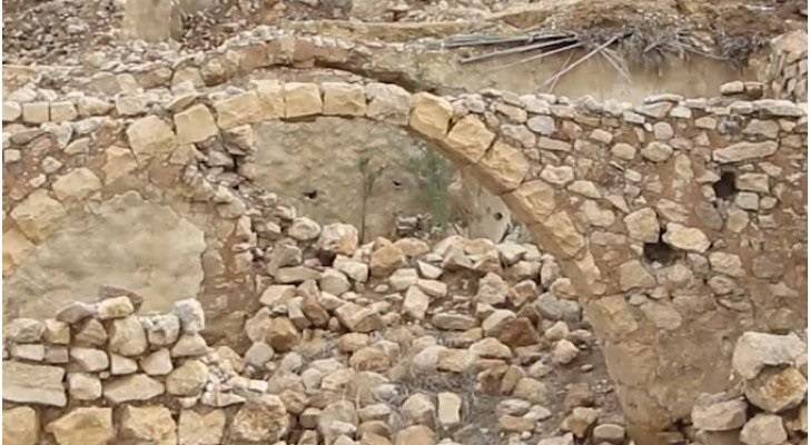 صنفحة.. قرية هجرها سكانها بحثا عن الرزق في الطفيلة