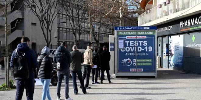 الصحة العالمية تحذر من إصابة أكثر من نصف الأوروبيين بأوميكرون