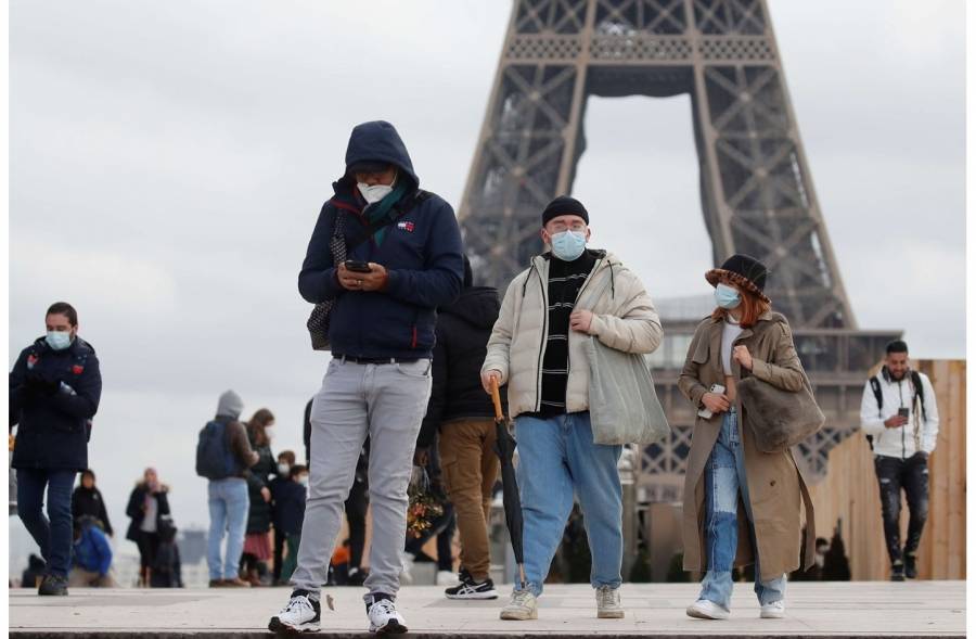 فرنسا تسجل رقما قياسيا يزيد على 350 ألف إصابة جديدة بفيروس كورونا