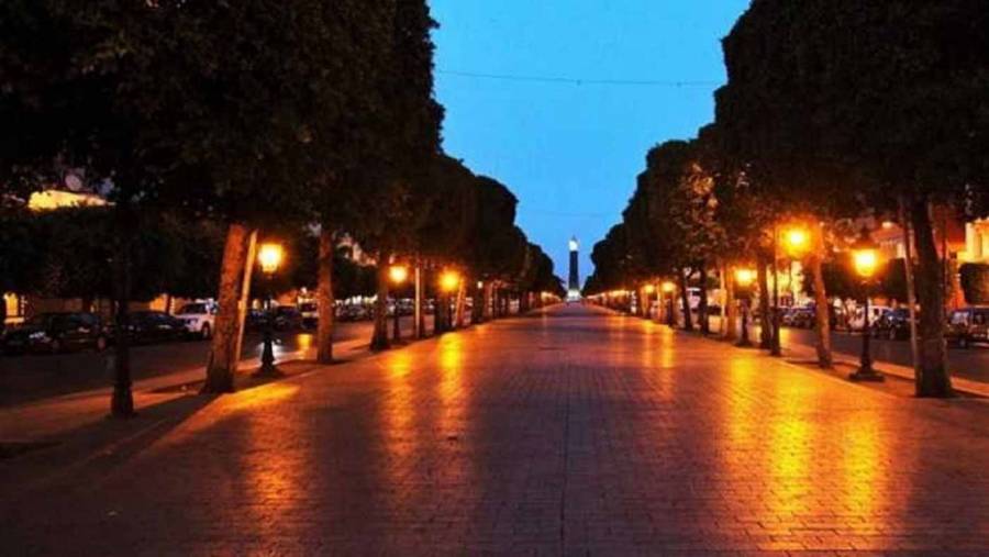 تونس تفرض حظر التجوال الليلي بسبب تفشي كورونا