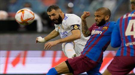 ريال مدريد يتخطى برشلونة 32 بعد التمديد ويبلغ النهائي