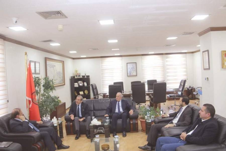 بحث تعاون مشترك بين جمعية الوفاء للتنمية البشرية وأكاديميات سيسكو في المنطقة وجامعة مؤتة .