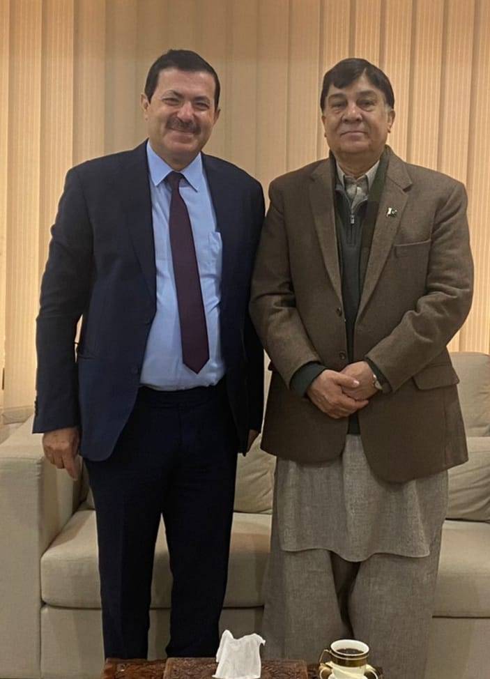 بعد لقائه بالسفير الباكستاني المؤرخ العرموطي يدعو إلى زيادة الاهتمام بالعلاقات الثقافية والاقتصادية بين الأردن وباكستان