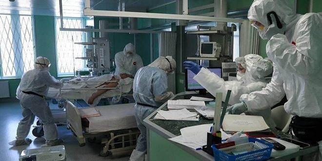 سوريا تشهد انخفاضا بعدد حالات الإصابة بمرض كوفيدـ19 وسط حث السوريين على تلقي اللقاح