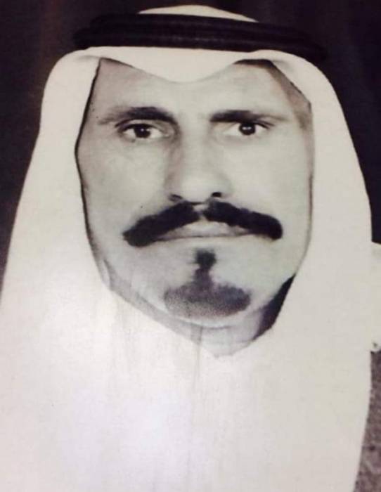 قبيلة بني صخر تعزي قبيلة الرويلي بوفاة الشيخ عتيق خلف الكويكبي