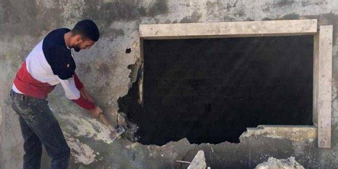 قوات الاحتلال تجبر عائلة فلسطينية على هدم منزلها في القدس