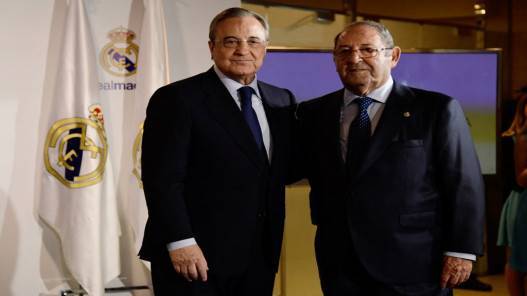 وفاة أسطورة ريال مدريد خينتو المتوّج بستة ألقاب في دوري الأبطال