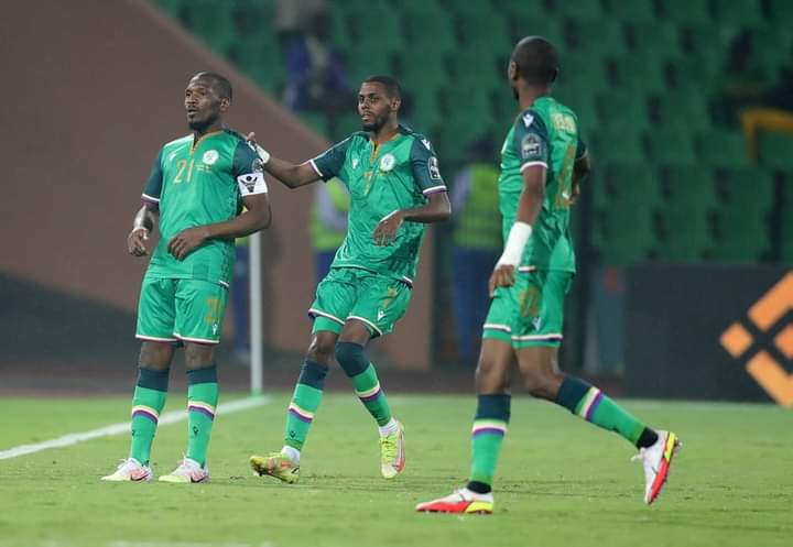 جزر القمر يحقق فوزا تاريخيا ويلقي غانا خارج الكان