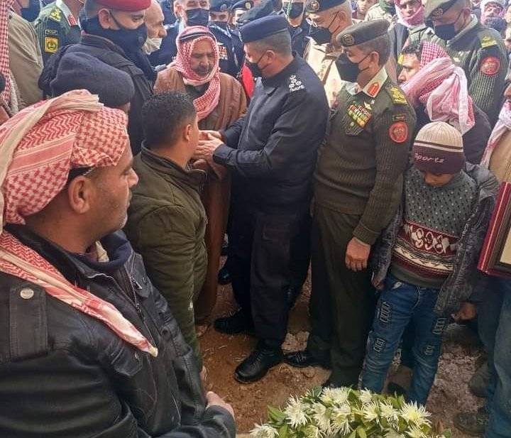 تشييع جثمان الشهيد الوكيل أول محمد حامد المشاقبة الى مثواه الأخير