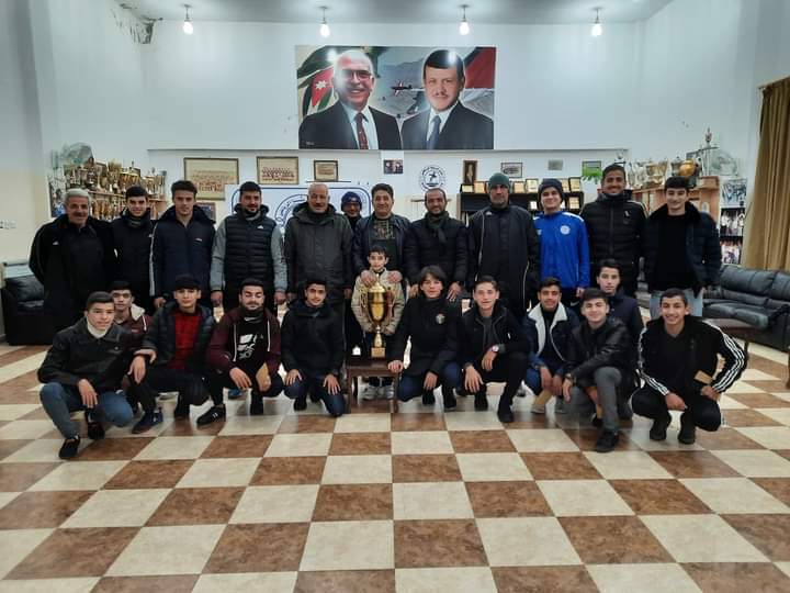 الزعبي يكرم فريق الرمثا بطل بطولة النخبة للناشئين سن ١٥.