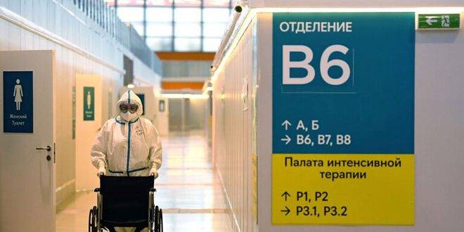 الإصابات اليومية بكورونا في روسيا تقارب الـ 50 ألفاً