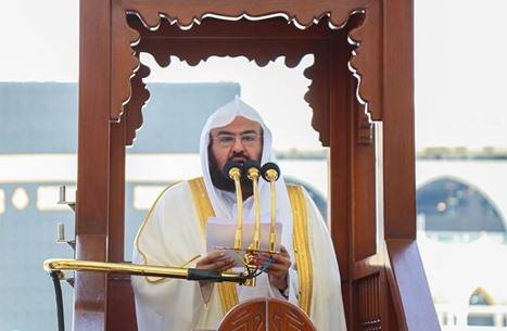 خطيب الحرم المكي: حراس الشريعة وحُمَاة الثغور.. لا حياة إلا بهما ولا يُستغنى عنهما