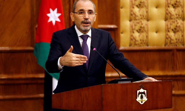 الصفدي يبحث مع نظيره الباكستاني آخر المستجدات الإقليمية