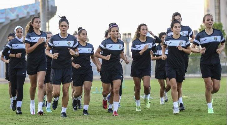 كورونا يتسلل إلى صفوف منتخب السيدات لكرة القدم