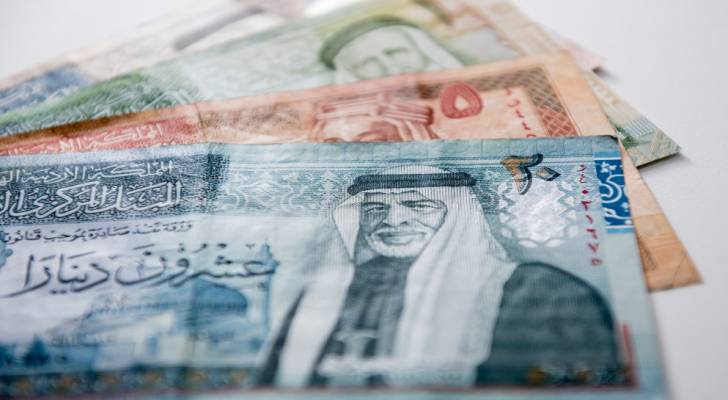 خبير اقتصادي عن زيادة رواتب المتقاعدين: لا داعي لإرهاق الموازنة