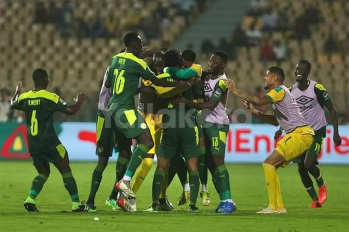 السنغال تلتهم بوركينا وتنتظر الناجي من موقعة مصر والكاميرون في النهائي