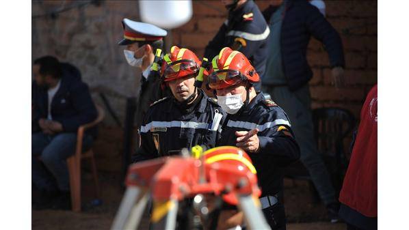 المغرب: طواقم الإنقاذ تواصل جهودها لانتشال الطفل ريان من البئر