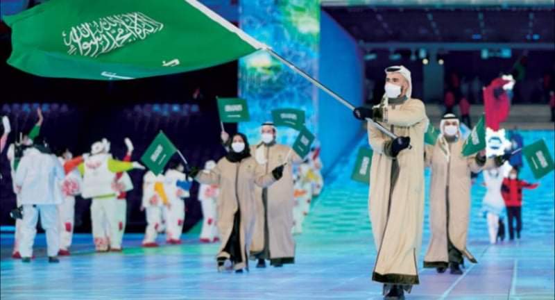 العلم السعودي يرفرف في الأولمبياد الشتوي...لأول مرة في تاريخ الدورة