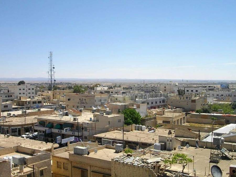 المفرق شامة على خد الصحراء
