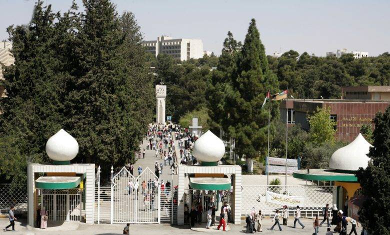 “التعليم العالي” تكشف موعد تقديم طلبات الالتحاق بالجامعات