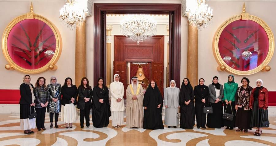 المرأة البحرينية.. مسيرة مزدهرة بالعطاء والشراكة الفاعلة في دعم التنمية المستدامة